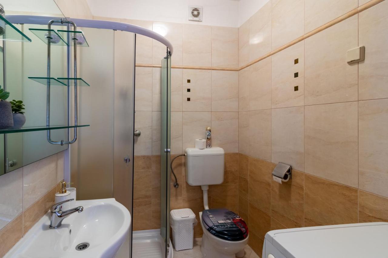 Appartement Ben1 *